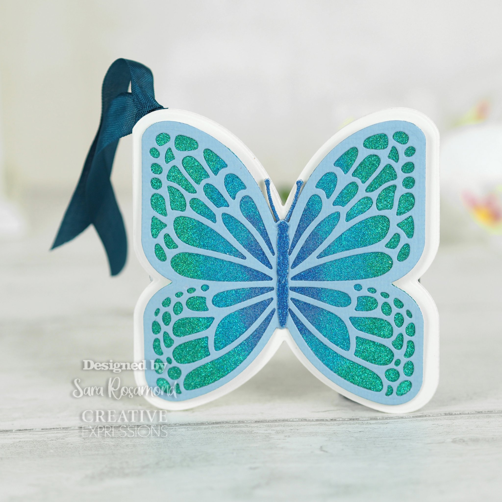 Bild von Creative Expressions Craft Dies By Sue Wilson-Shaped Cards- Butterfly